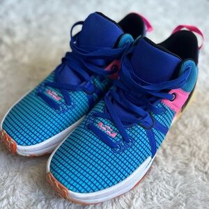 Nike Lebron Witness 7 Hyper Royal/ Black/ Blue Lighting/White Men's Size 12 US